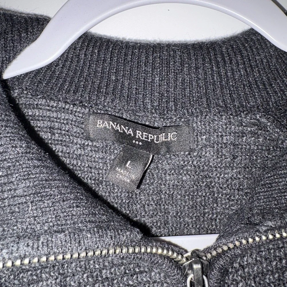 Banana Republic Men's Large Black/Gray Pullover 1/4 Zip Sweater Dark‎ Academia